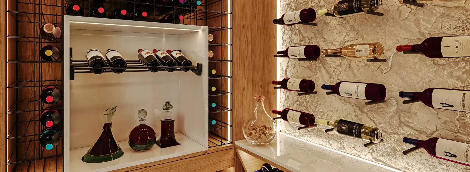 Simón Bolívar - Cobertura - Adega